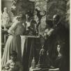 MBPH3042 : Anonyme, Bourdelle, Cléopâtre Sévastos et sa sœur Fanny Spathis, Stéphanie Van Parys-Bourdelle, Pierre Bourdelle et Mrs Wright dans l'atelier, vers 1908, épreuve gélatino-argentique développée, 23,6 x 17,7 cm