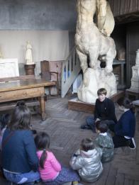 Visites en famille dans le musée Bourdelle